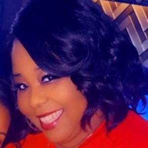 Meet your Posher, Angela